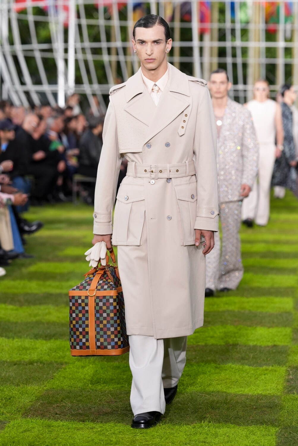 ルイ・ヴィトン(LOUIS VUITTON) 2025年春夏メンズコレクション  - 写真128