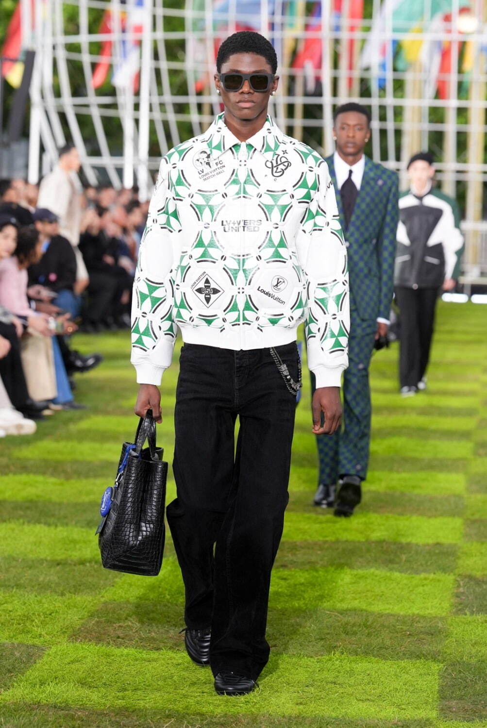 ルイ・ヴィトン(LOUIS VUITTON) 2025年春夏メンズコレクション  - 写真149