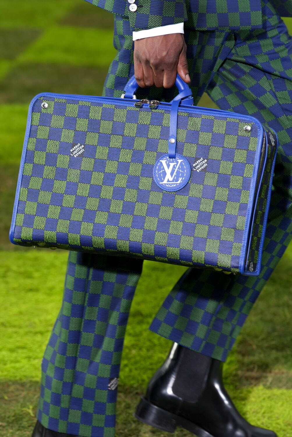 ルイ・ヴィトン(LOUIS VUITTON) 2025年春夏メンズコレクション  - 写真152