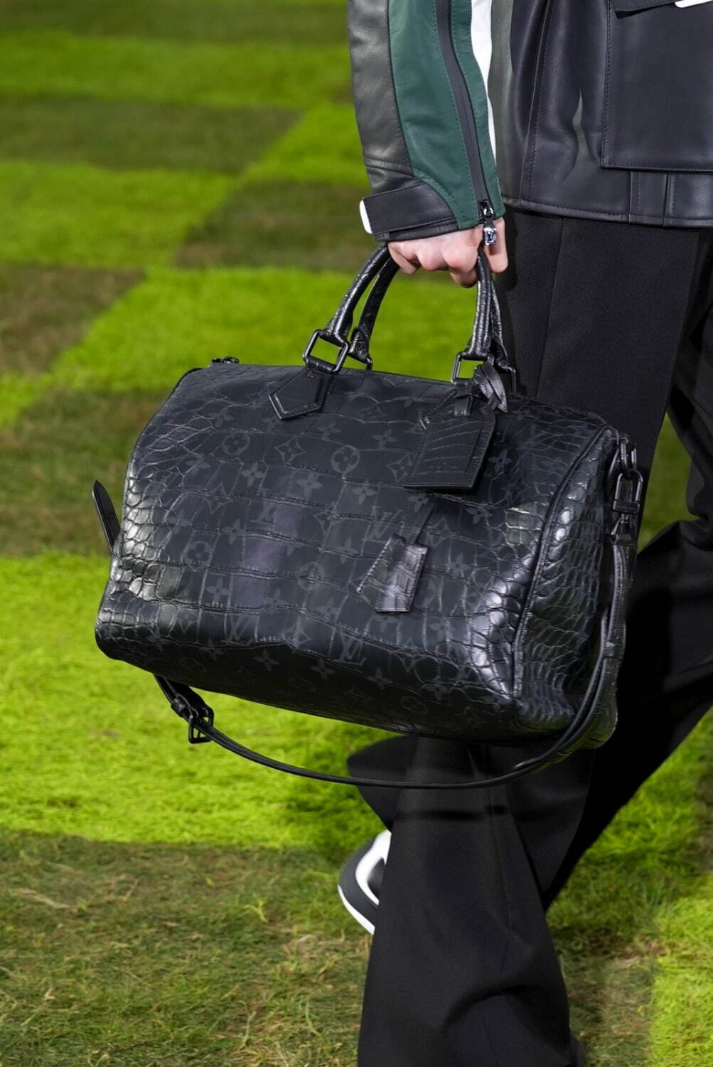 ルイ・ヴィトン(LOUIS VUITTON) 2025年春夏メンズコレクション  - 写真154