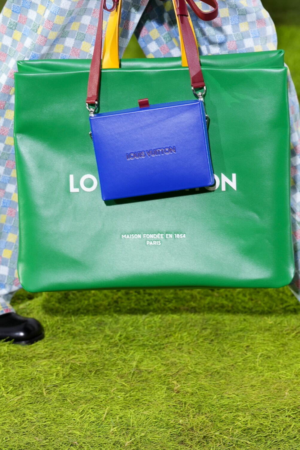ルイ・ヴィトン(LOUIS VUITTON) 2025年春夏メンズコレクション  - 写真158