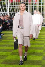 ルイ・ヴィトン 2025年春夏メンズコレクション - ミクロとマクロの往還｜写真123