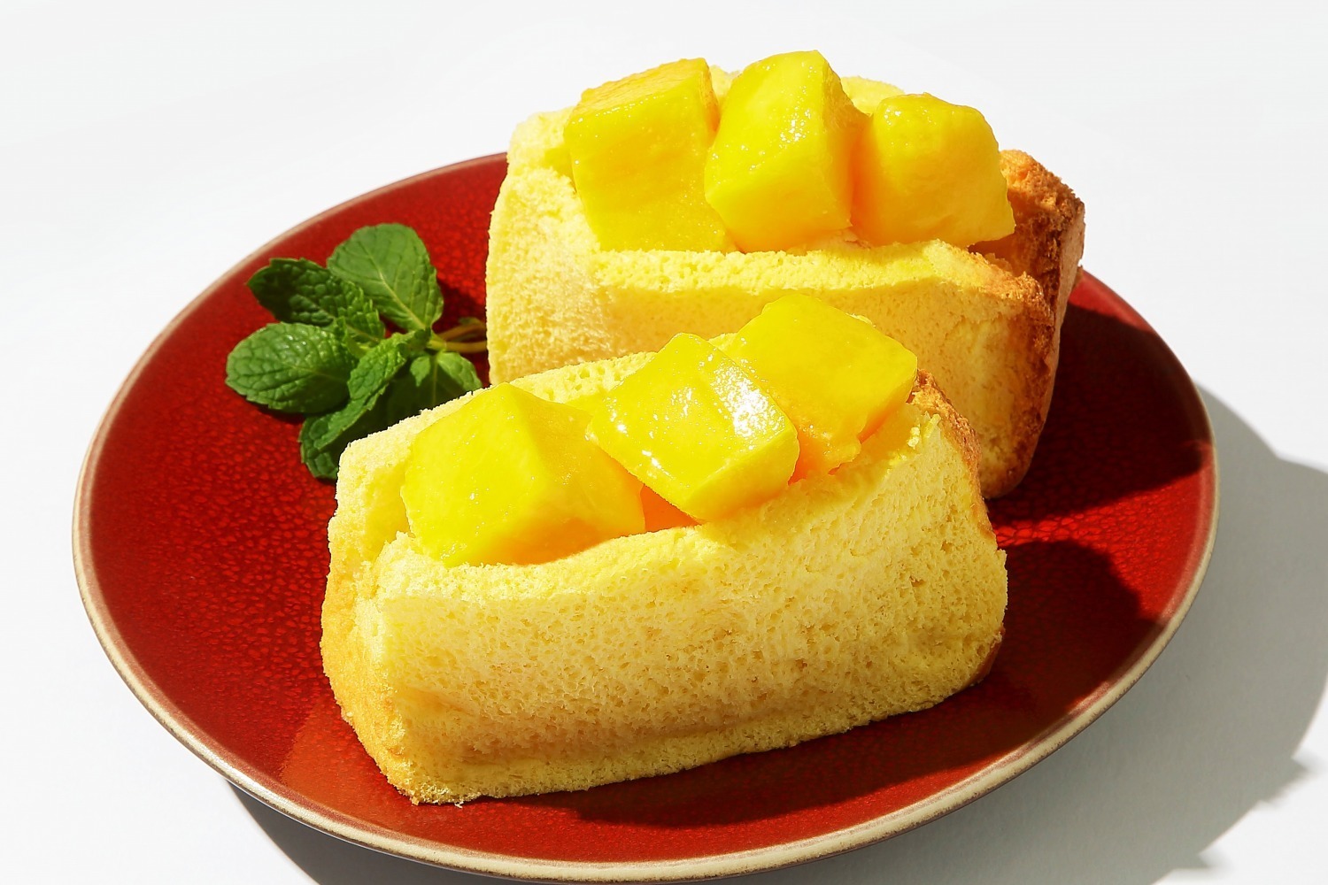 沖縄｜沖縄フード＆スイーツ集結「オキナワ フェスタ」大阪タカシマヤで、ごろっとマンゴーのシフォンサンドなど