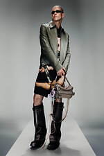 アクネ ストゥディオズ2025年春夏メンズコレクション - スーパーヒーローへの憧憬と郷愁｜写真22