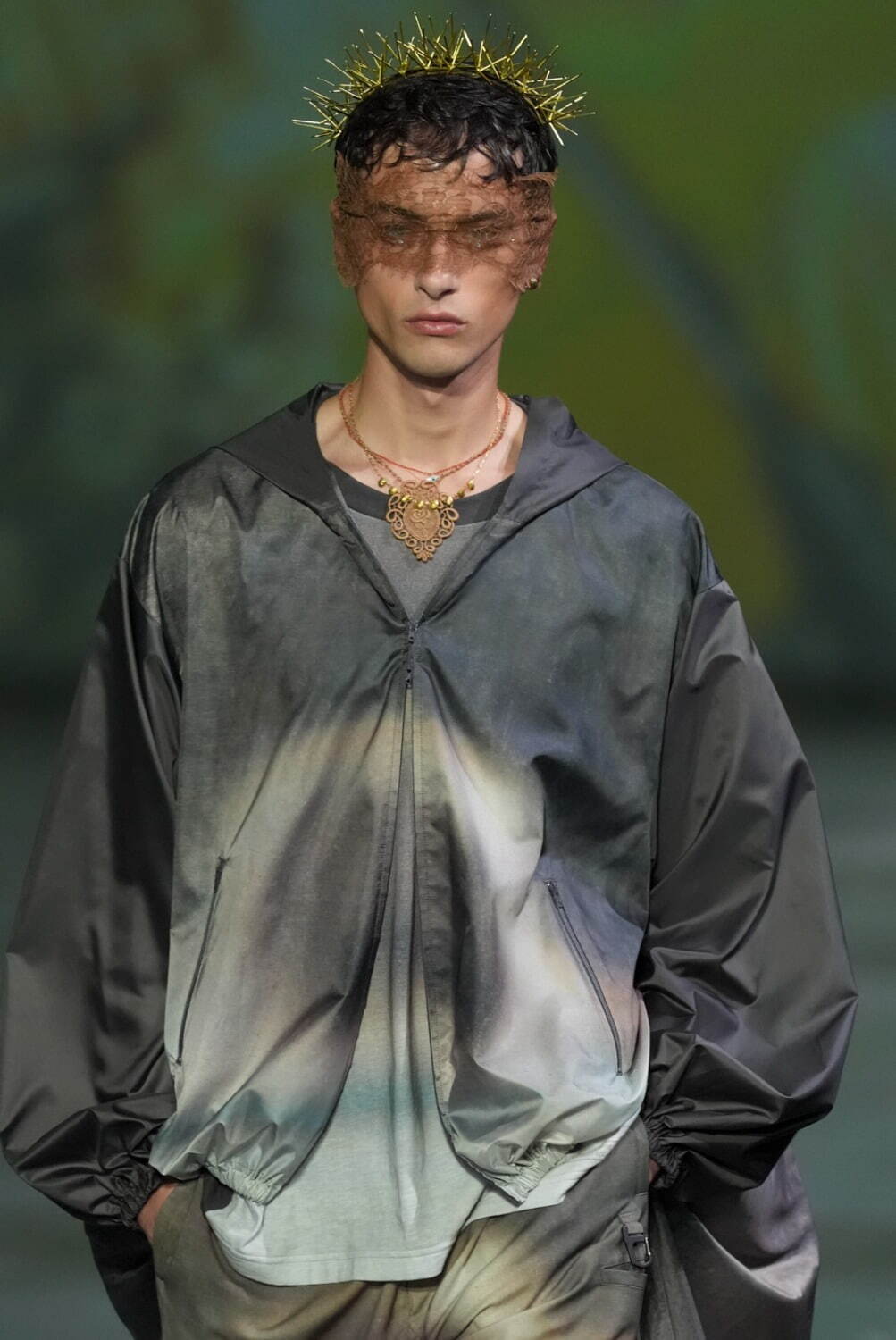 アンダーカバー(UNDERCOVER) 2025年春夏メンズコレクション