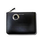 ウォレット・コム デ ギャルソン24秋冬レザーグッズ、黒ボディに大胆“ハトメ”の財布やミニポーチ｜写真1