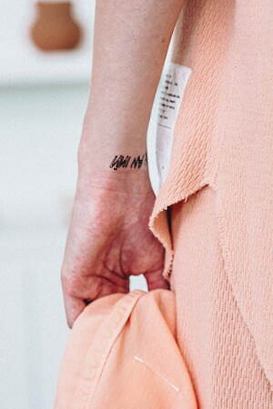 インアット(INNAT) 2025年春夏ウィメンズ&メンズコレクション  - 写真5