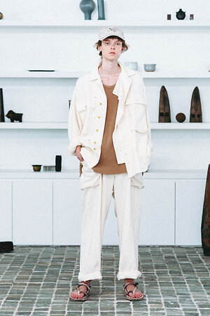 インアット(INNAT) 2025年春夏ウィメンズ&メンズコレクション  - 写真12