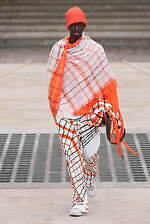 オム プリッセ イッセイ ミヤケ 2025年春夏コレクション - 風のダイナミズムが織りなす造形｜写真6