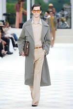 アミリ 2025年春夏コレクション - テーラリングとワークに降り注ぐきらめき｜写真28