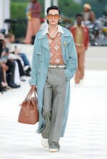 アミリ 2025年春夏コレクション - テーラリングとワークに降り注ぐきらめき｜写真36