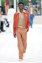 アミリ 2025年春夏コレクション - テーラリングとワークに降り注ぐきらめき｜写真38