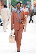 アミリ 2025年春夏コレクション - テーラリングとワークに降り注ぐきらめき｜写真41