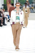 アミリ 2025年春夏コレクション - テーラリングとワークに降り注ぐきらめき｜写真57