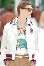 アミリ 2025年春夏コレクション - テーラリングとワークに降り注ぐきらめき｜写真58