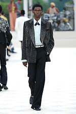 アミリ 2025年春夏コレクション - テーラリングとワークに降り注ぐきらめき｜写真87