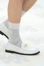 アミリ 2025年春夏コレクション - テーラリングとワークに降り注ぐきらめき｜写真91