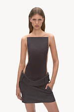 クレージュ 2025年春夏コレクション - パリ、灰色の雲と太陽｜写真16