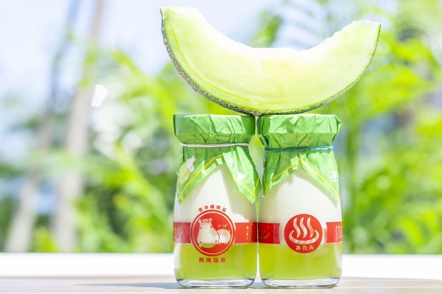 プリン専門店｜熱海プリン夏限定「メロンプリン」ジューシー果汁×果肉入りジュレの2層仕立て、クリームソーダやパフェも