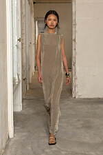 アミ 2025年春夏コレクション - 日没の瞬間、一瞬のグラデーション｜写真20