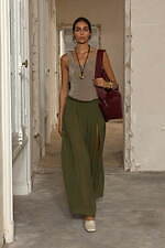 アミ 2025年春夏コレクション - 日没の瞬間、一瞬のグラデーション｜写真32