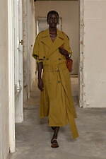 アミ 2025年春夏コレクション - 日没の瞬間、一瞬のグラデーション｜写真39