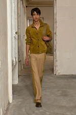 アミ 2025年春夏コレクション - 日没の瞬間、一瞬のグラデーション｜写真43