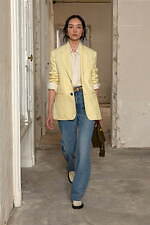 アミ 2025年春夏コレクション - 日没の瞬間、一瞬のグラデーション｜写真46