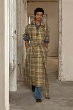 アミ 2025年春夏コレクション - 日没の瞬間、一瞬のグラデーション｜写真47