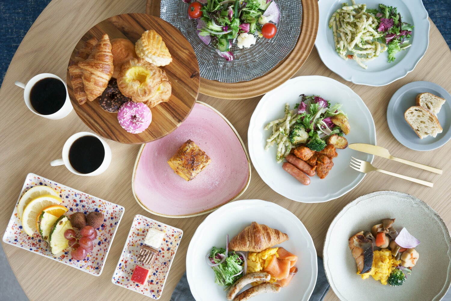 「三井ガーデンホテル横浜みなとみらいプレミア」1泊2日宿泊記、“天空の”スカイプール＆朝食ビュッフェ｜写真51