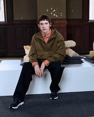 バウルズ(vowels) 2025年春夏ウィメンズ&メンズコレクション  - 写真16