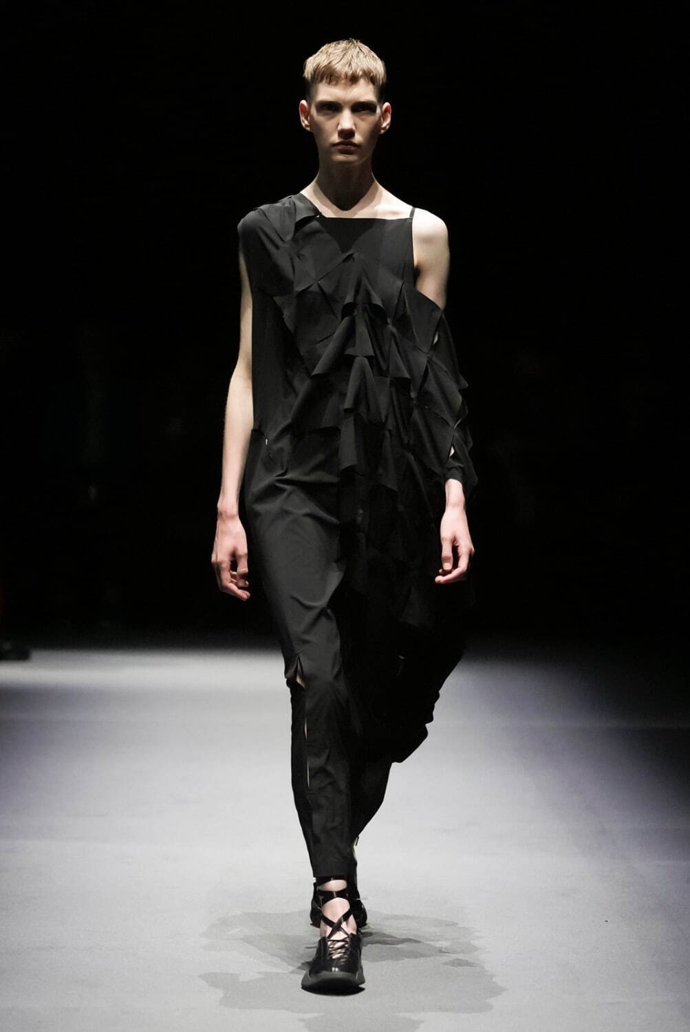 ワイスリー(Y-3) 2025年春夏ウィメンズ&メンズコレクション  - 写真52