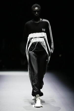 Y-3 2025年春夏コレクション - サッカー日本代表のユニフォームなどがラインナップ｜写真9