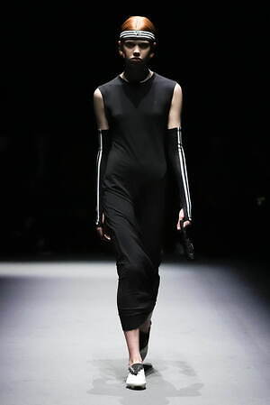 Y-3 2025年春夏コレクション - サッカー日本代表のユニフォームなどがラインナップ｜写真11