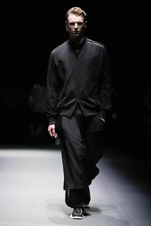 Y-3 2025年春夏コレクション - サッカー日本代表のユニフォームなどがラインナップ｜写真13