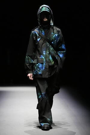 Y-3 2025年春夏コレクション - サッカー日本代表のユニフォーム