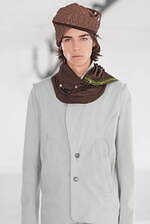 キコ コスタディノフ 2025年春夏メンズコレクション - 構造と装飾の交錯｜写真18