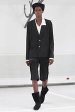 キコ コスタディノフ 2025年春夏メンズコレクション - 構造と装飾の交錯｜写真20