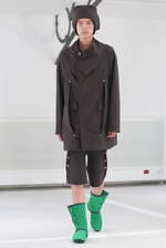 キコ コスタディノフ 2025年春夏メンズコレクション - 構造と装飾の交錯｜写真53