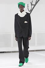 キコ コスタディノフ 2025年春夏メンズコレクション - 構造と装飾の交錯｜写真58