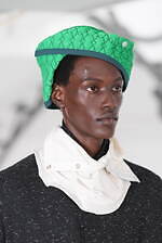 キコ コスタディノフ 2025年春夏メンズコレクション - 構造と装飾の交錯｜写真59