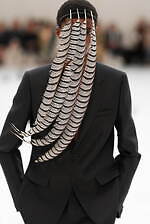 ロエベ 2025年春夏メンズコレクション - シルエットと質感の豊かさの追求｜写真11