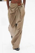 ロエベ 2025年春夏メンズコレクション - シルエットと質感の豊かさの追求｜写真20