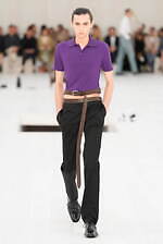 ロエベ 2025年春夏メンズコレクション - シルエットと質感の豊かさの追求｜写真47