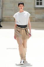 カラー 2025年春夏コレクション - 穏やかに溶け込むコントラスト｜写真29