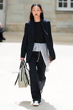 カラー 2025年春夏コレクション - 穏やかに溶け込むコントラスト｜写真32