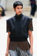 カラー 2025年春夏コレクション - 穏やかに溶け込むコントラスト｜写真34