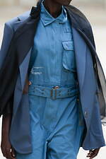 カラー 2025年春夏コレクション - 穏やかに溶け込むコントラスト｜写真56