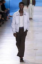 エルメス 2025年夏メンズコレクション - 軽快と洗練、心地よく流れる均衡｜写真3