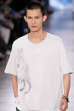 エルメス 2025年夏メンズコレクション - 軽快と洗練、心地よく流れる均衡｜写真44